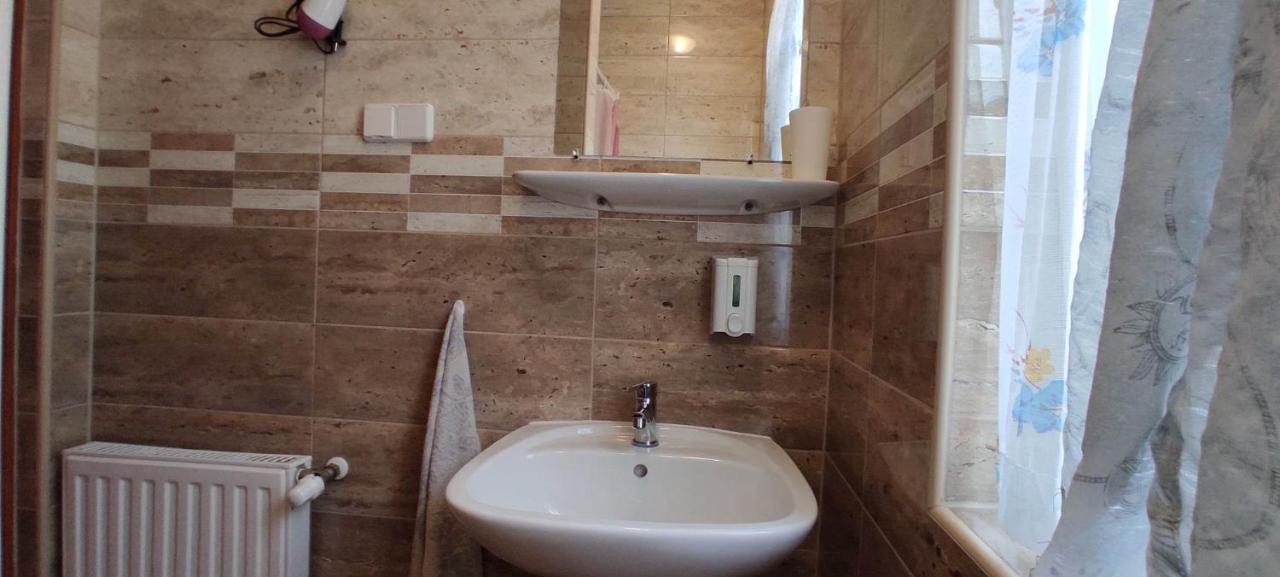 Fortuna Apartman Hajdúszoboszló Exterior foto